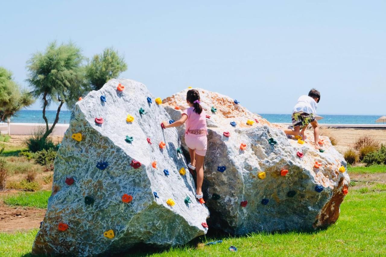 Thalassa Beach Family & Waterpark Resort Vokolidha Esterno foto
