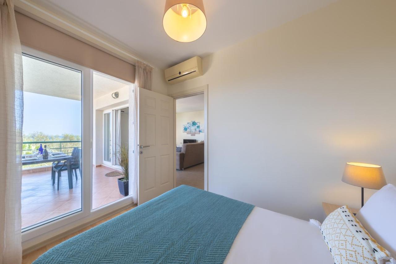Thalassa Beach Family & Waterpark Resort Vokolidha Esterno foto