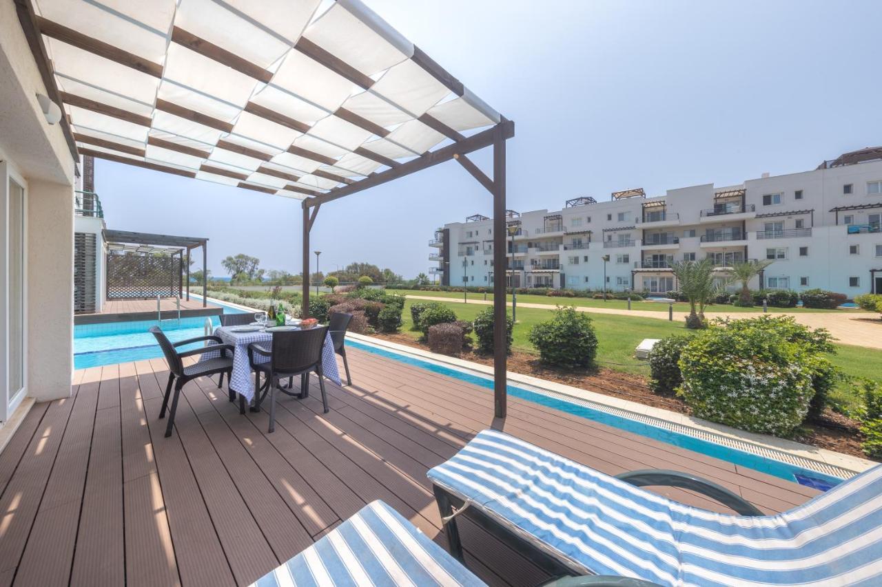 Thalassa Beach Family & Waterpark Resort Vokolidha Esterno foto