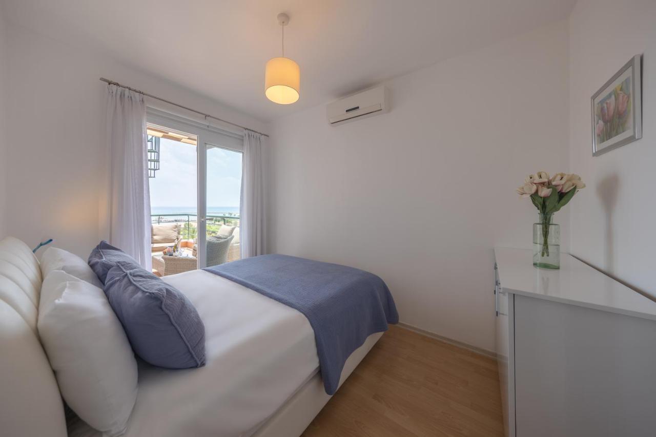 Thalassa Beach Family & Waterpark Resort Vokolidha Esterno foto