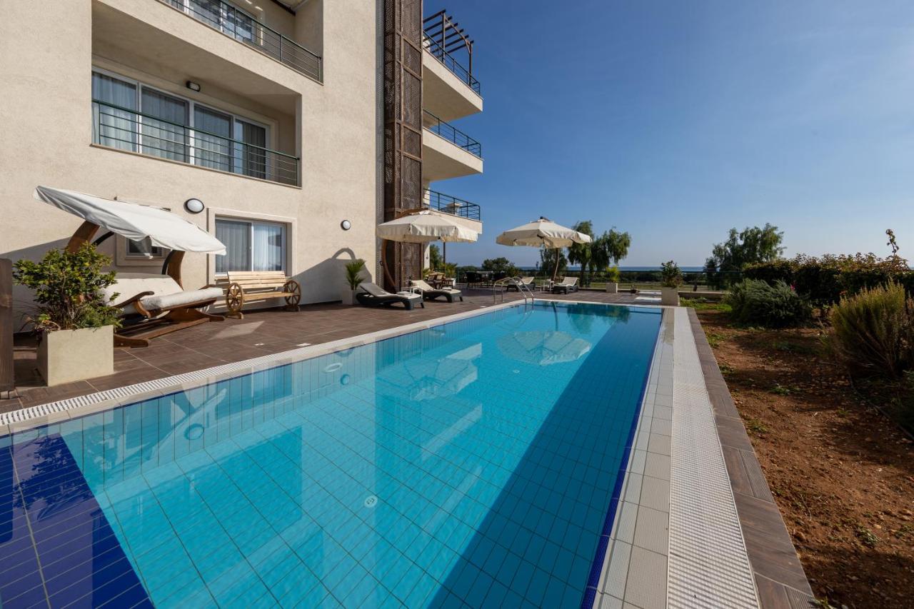 Thalassa Beach Family & Waterpark Resort Vokolidha Esterno foto